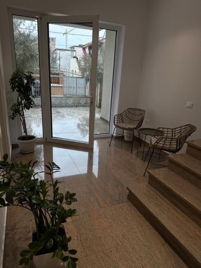 Brilant Apartament Tirana Exterior photo